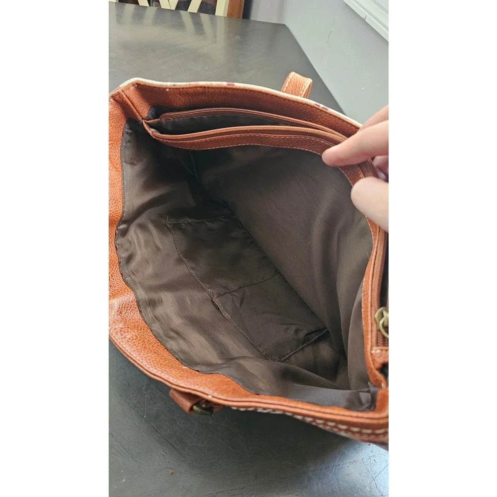 B.O.C BOC floral‎ leather purse